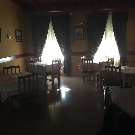 Hostal Moraleda **-2